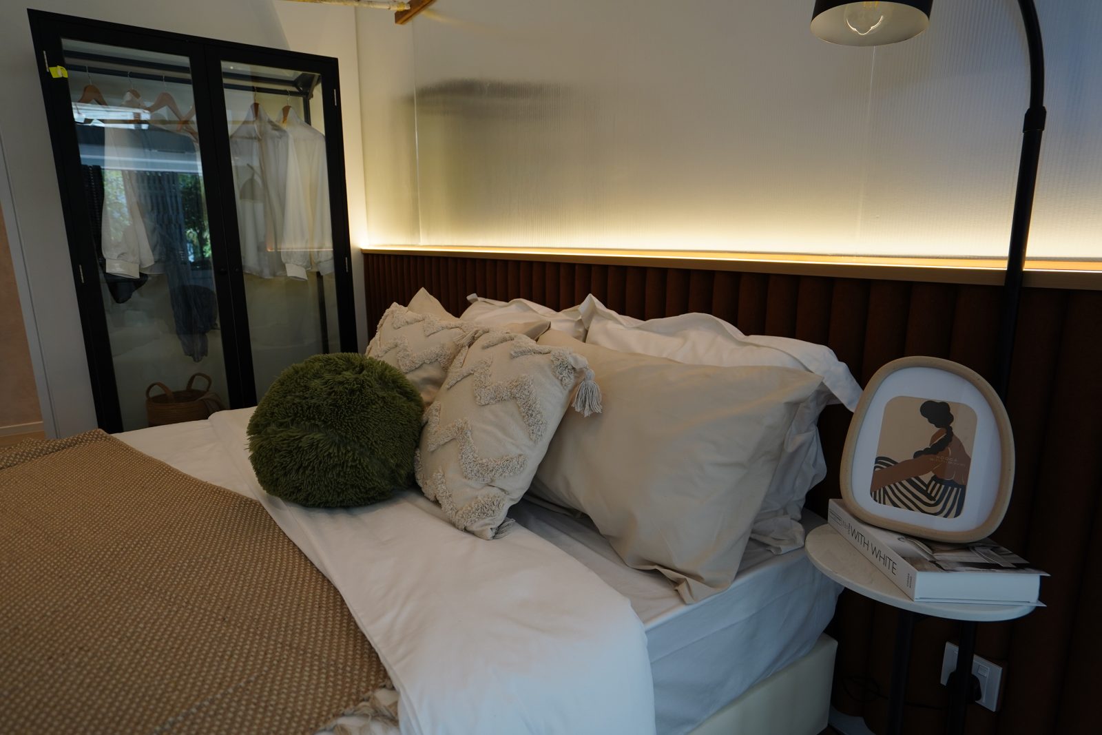 Bedroom 2 preview